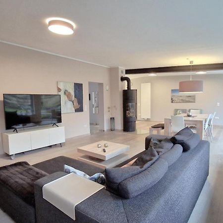 Wohnung Mit Sauna, Garten & Schwimmteich Bietigheim-Bissingen Ngoại thất bức ảnh