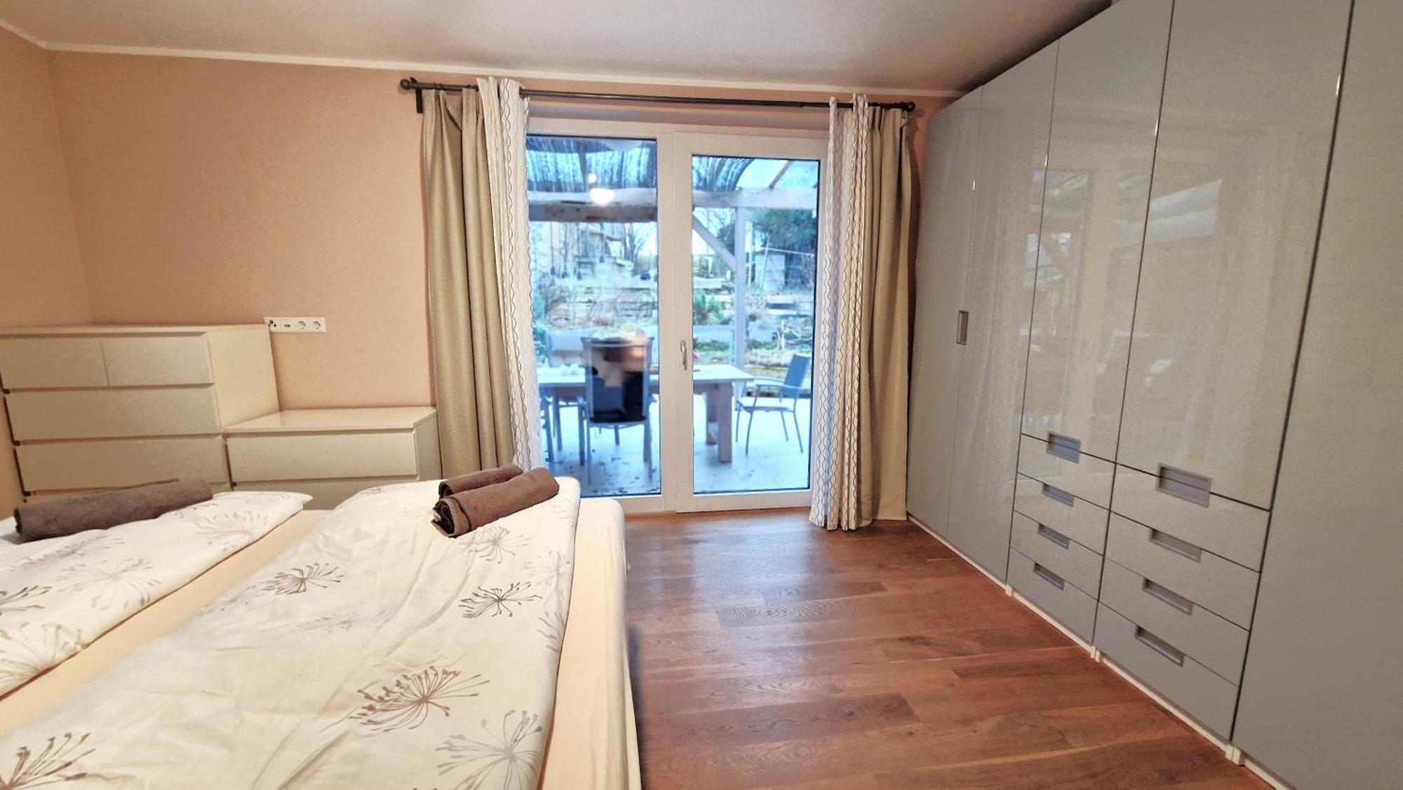 Wohnung Mit Sauna, Garten & Schwimmteich Bietigheim-Bissingen Ngoại thất bức ảnh