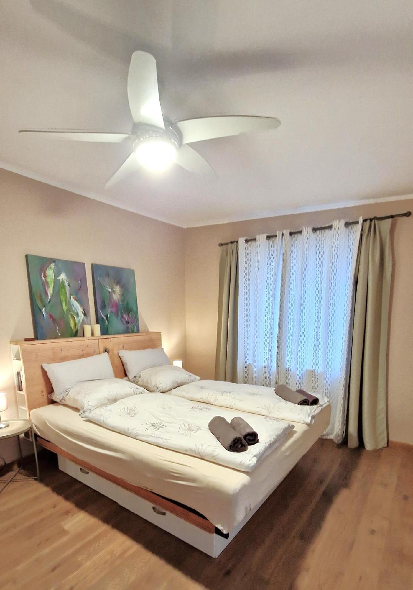 Wohnung Mit Sauna, Garten & Schwimmteich Bietigheim-Bissingen Ngoại thất bức ảnh